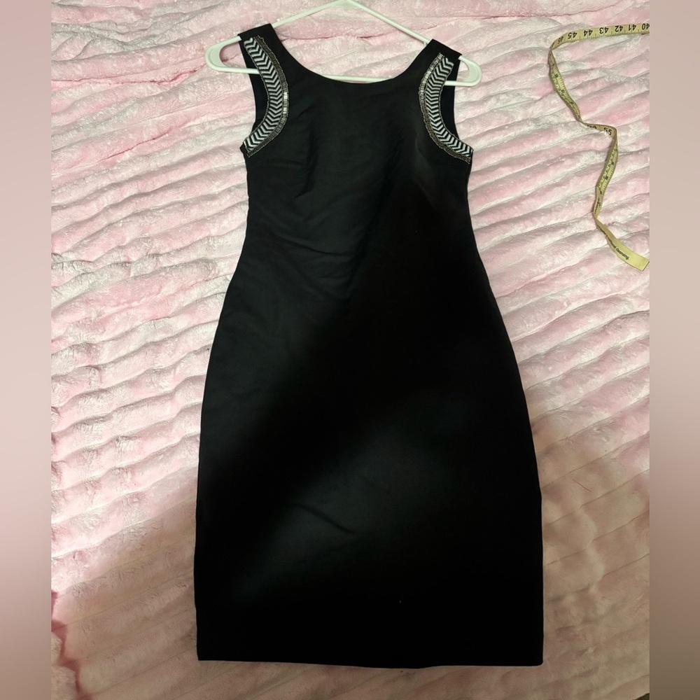 Zara - black tapered dress with accent beaded sleeveless - Picture 4 of 6